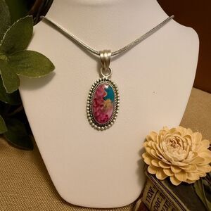Beautiful Oval Kingman Pink Dahlia Turquoise Necklace Pendant Southwestern New